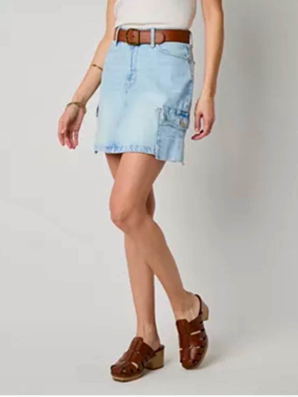 *NWT* A.N.A Women’s High Rise Denim Skirt Size 6